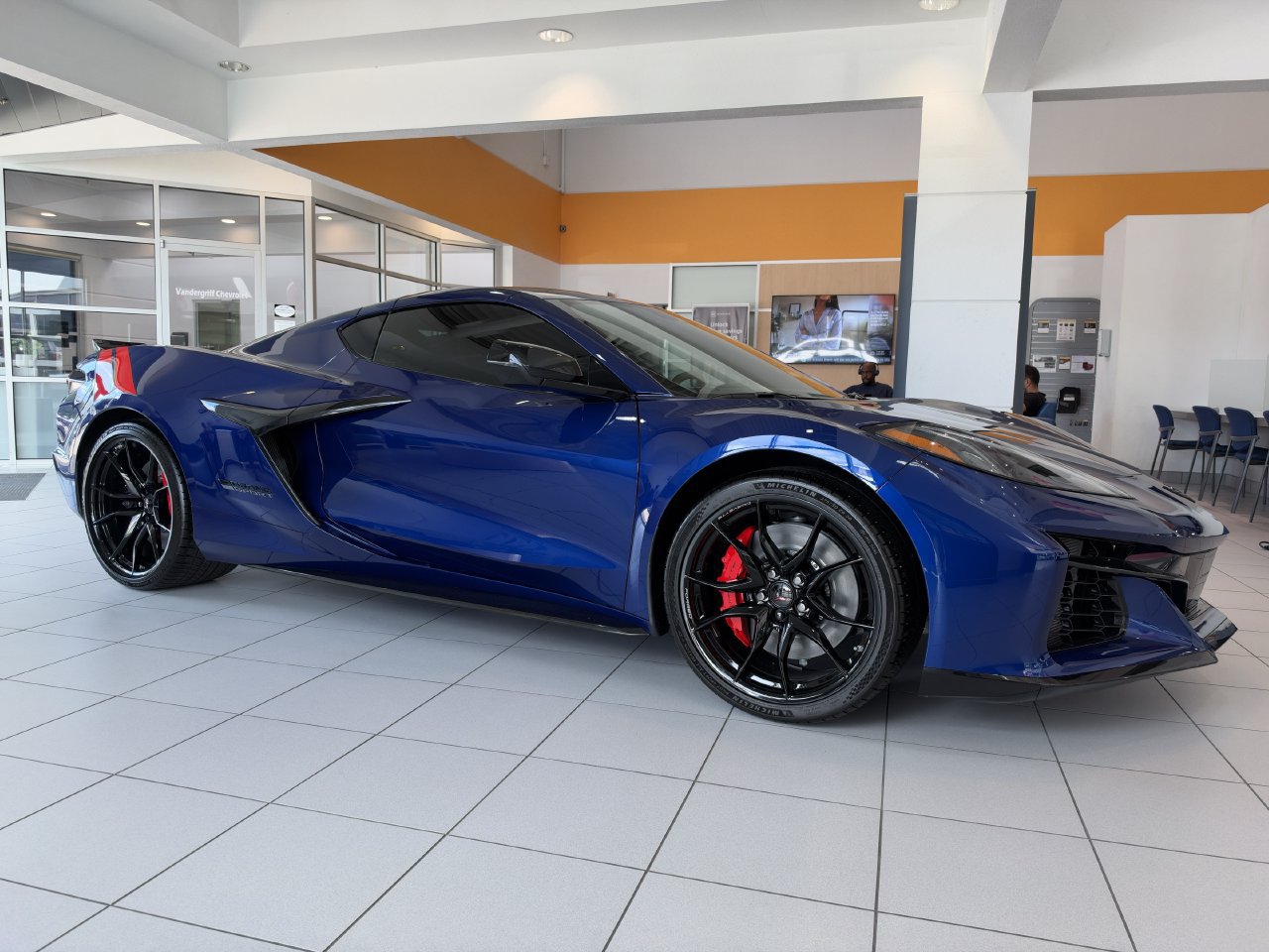 New 2027 Chevrolet Corvette Grand Sport RWD image 3