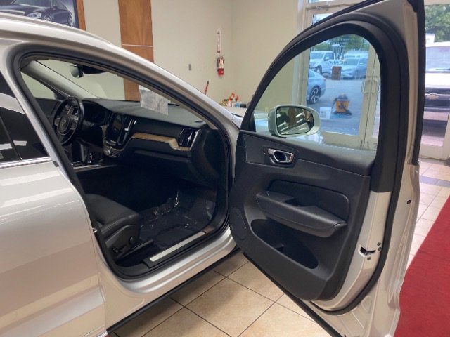 Used 2021 Volvo XC60 T8 Inscription Expression AWD/4WD image 10