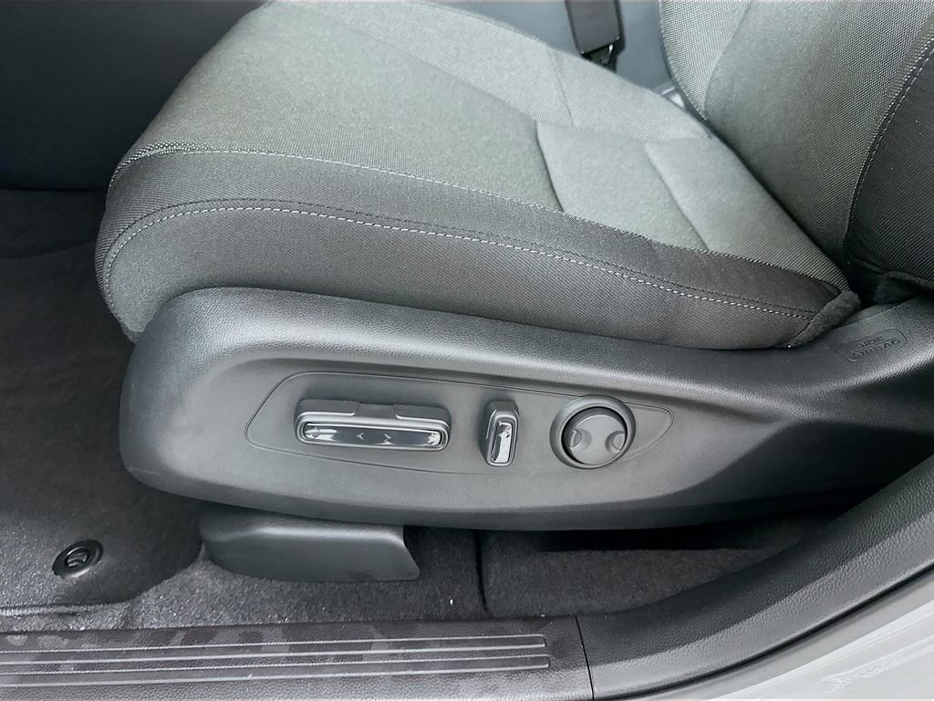 Certified 2026 Honda CR-V EX image 9