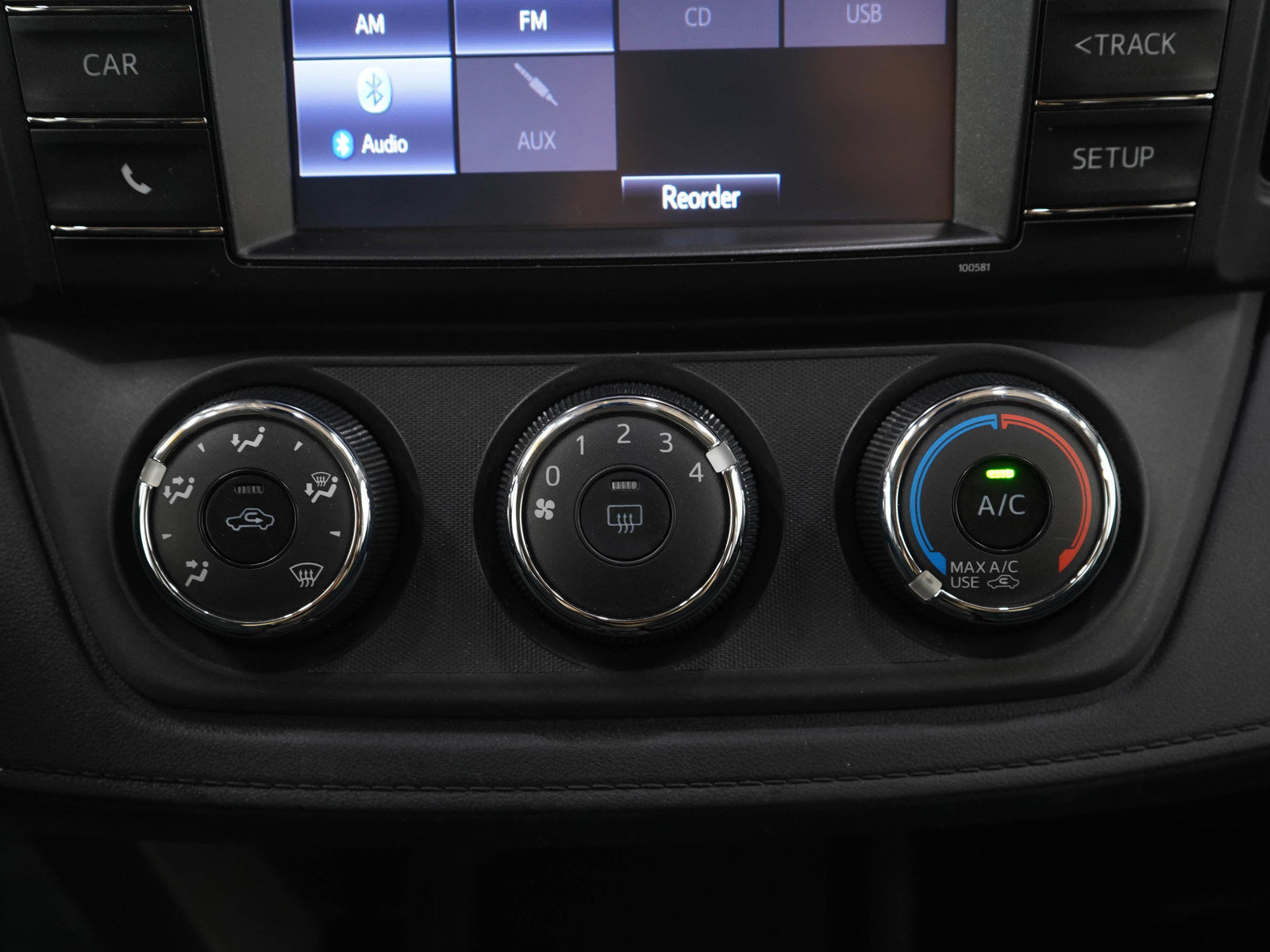 Used 2018 Toyota RAV4 LE w/ All Weather Liner Package image 15