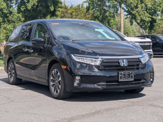 Used 2024 Honda Odyssey EX-L image 3