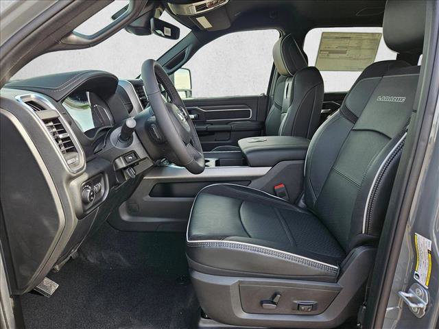 New 2026 RAM 2500 Laramie AWD/4WD image 4