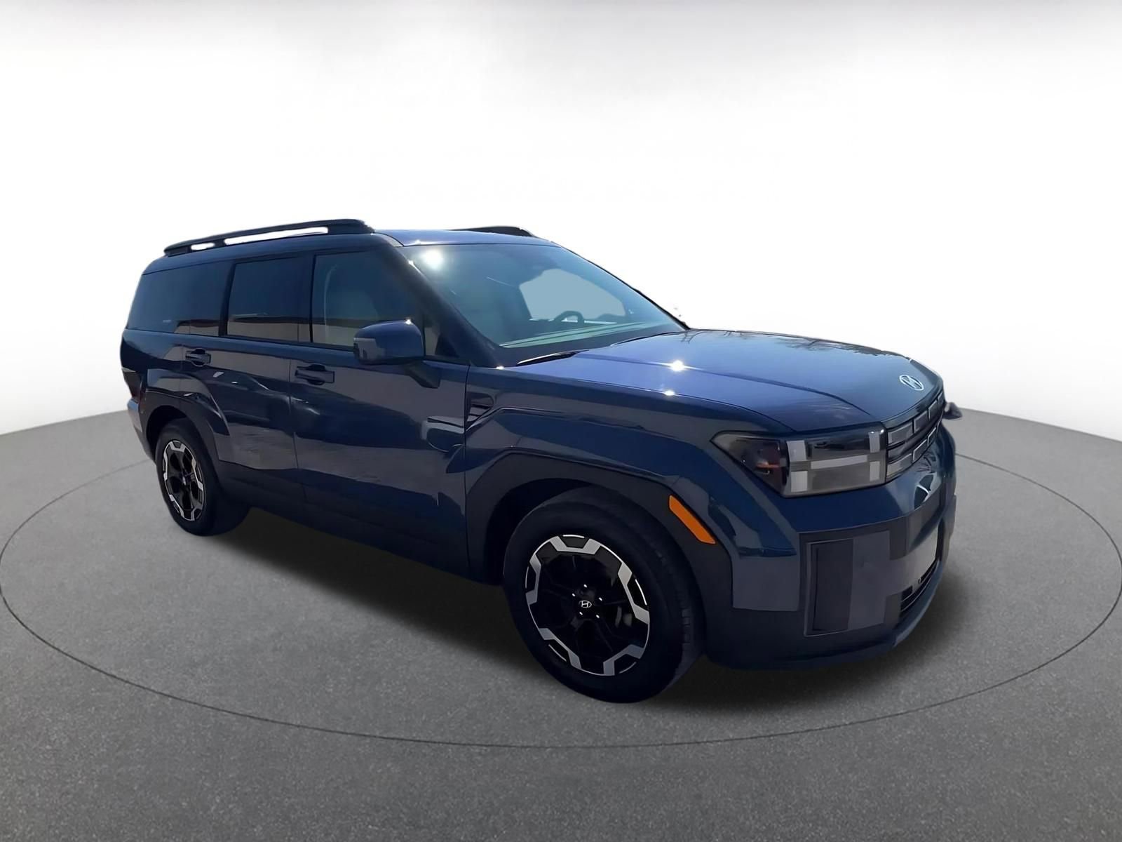 Used 2025 Hyundai Santa Fe SEL image 2