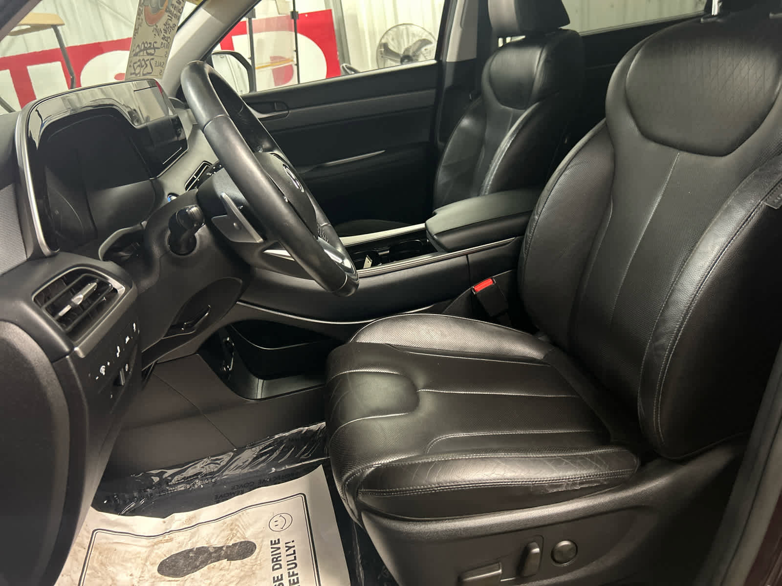 Used 2020 Hyundai Palisade SEL w/ Premium Package image 12