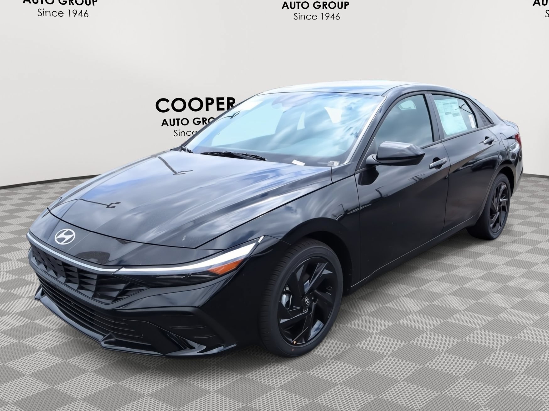 New 2026 Hyundai Elantra Sport FWD image 3