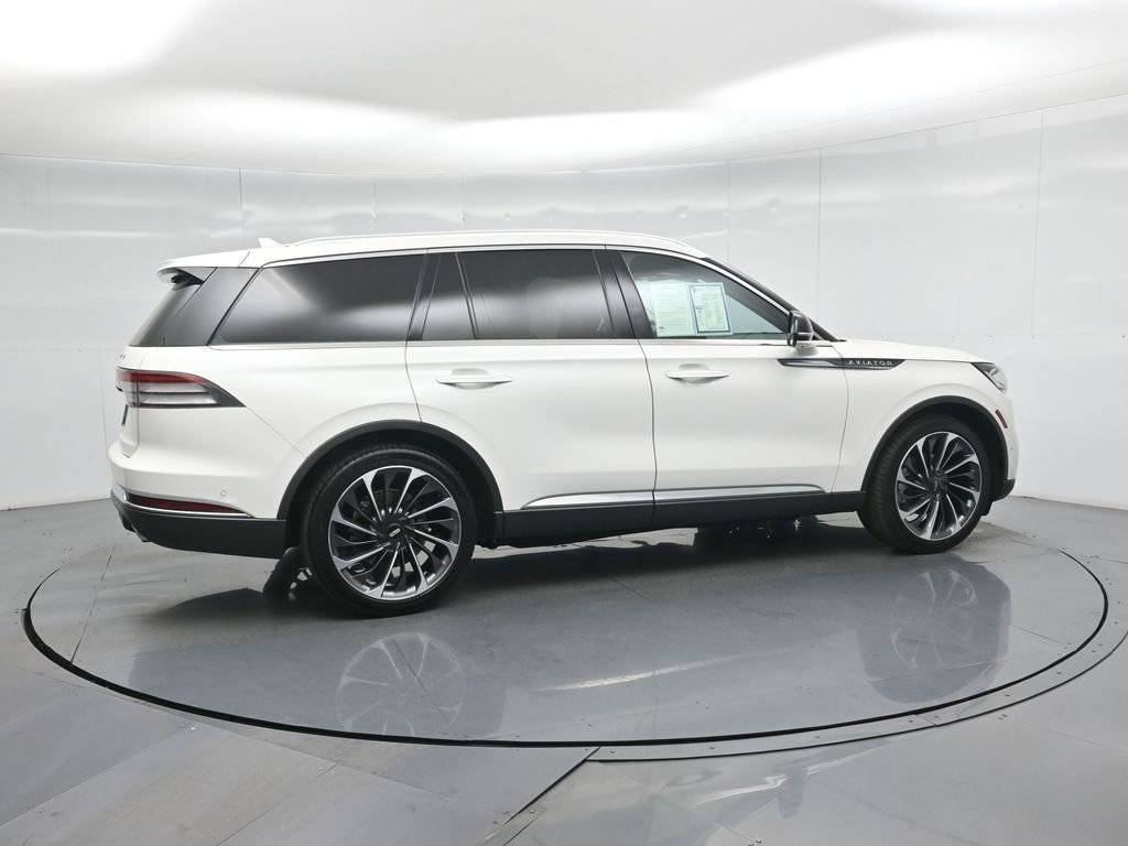 Used 2021 Lincoln Aviator Reserve w/ Equipment Group 201A image 28
