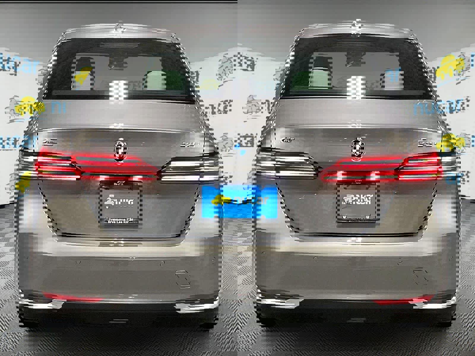 Used 2024 BMW 540i xDrive w/ Convenience Package image 5