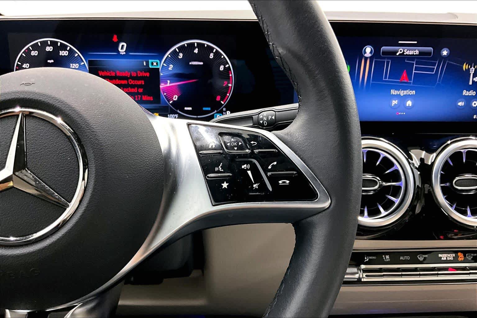 Certified 2025 Mercedes-Benz GLA 250 4MATIC image 22