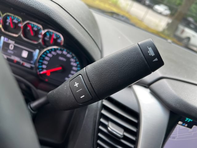 Used 2018 GMC Yukon SLT w/ Premium Edition RWD image 32