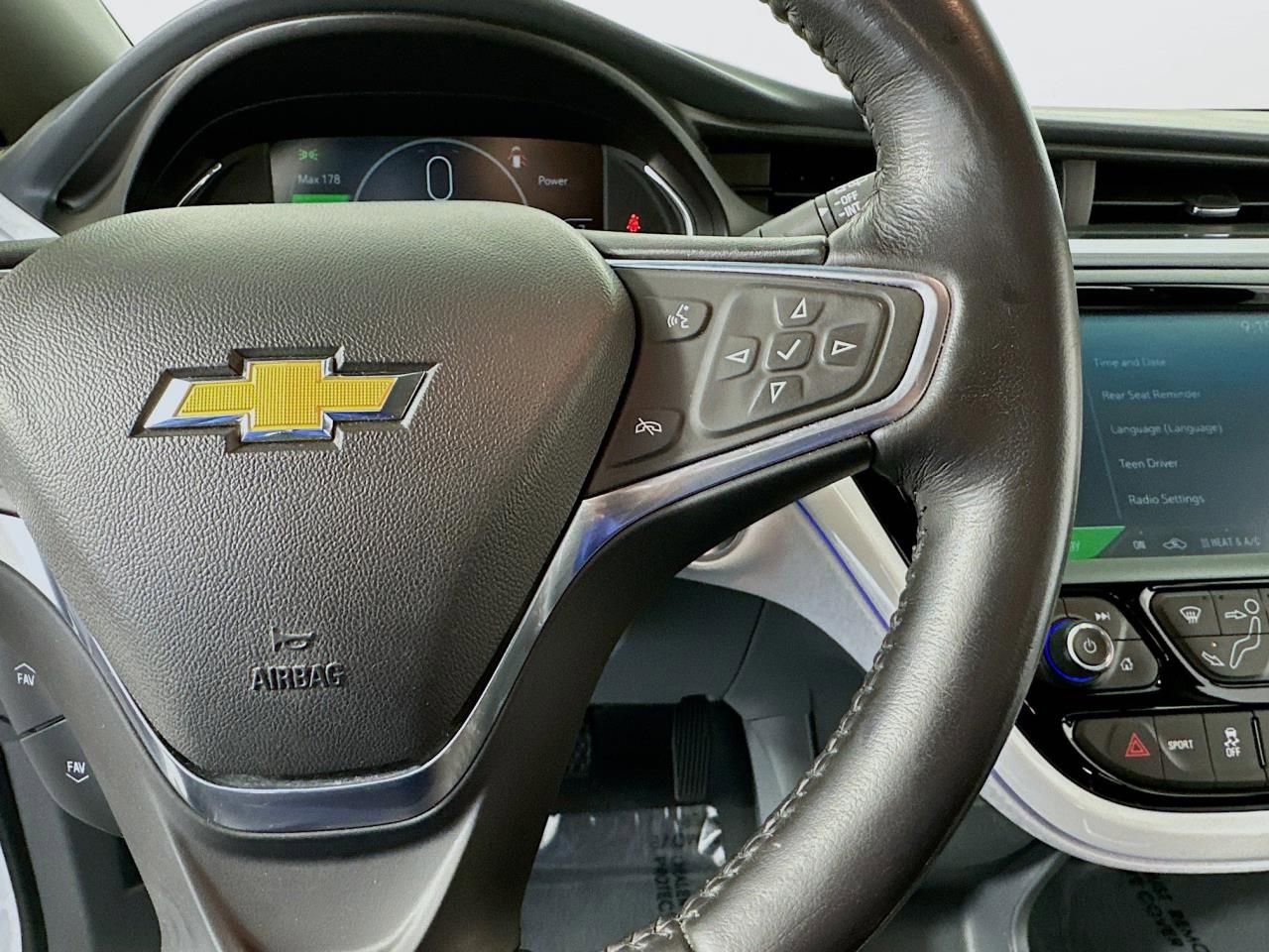 Used 2017 Chevrolet Bolt Premier image 36