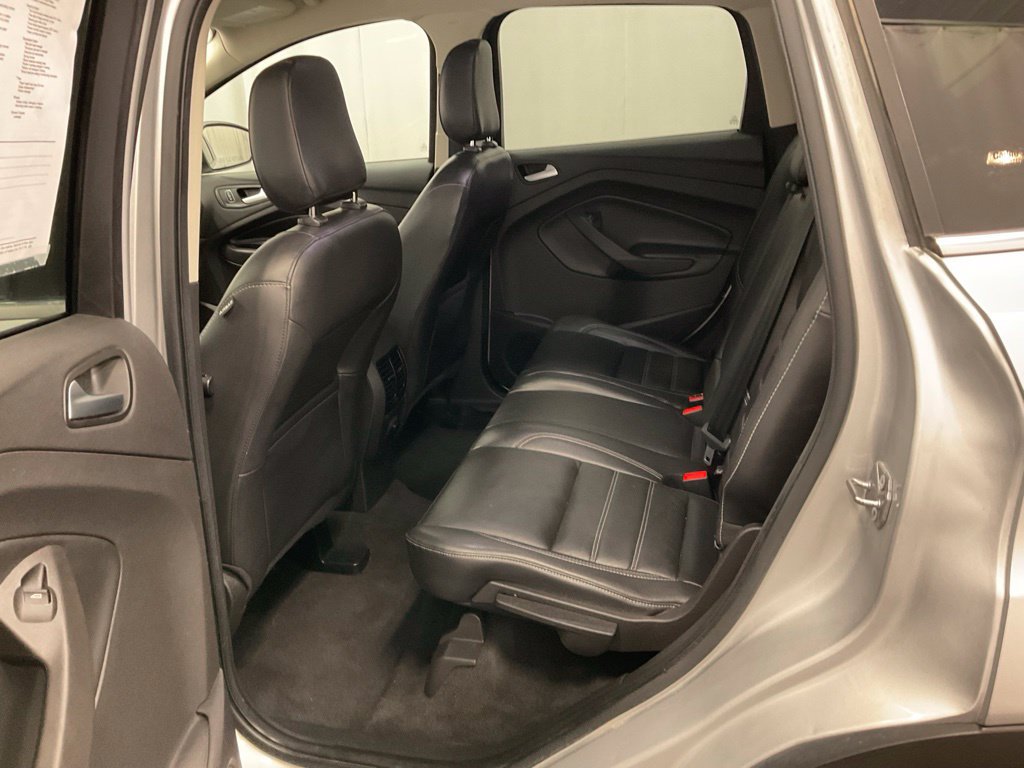 Used 2018 Ford Escape SEL w/ Ford Safe & Smart Package AWD/4WD image 34