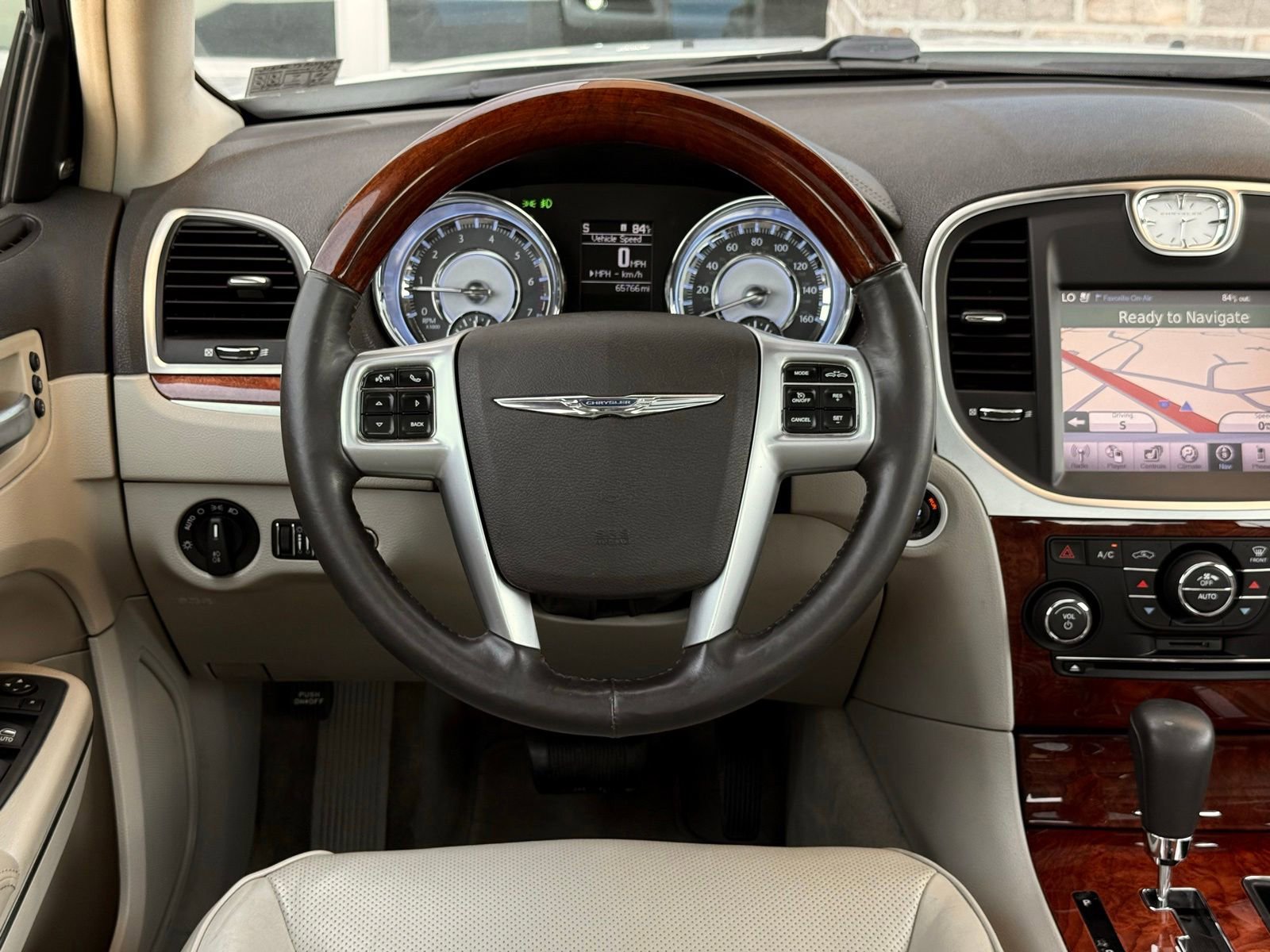 Used 2011 Chrysler 300 C w/ Sound Group RWD image 32