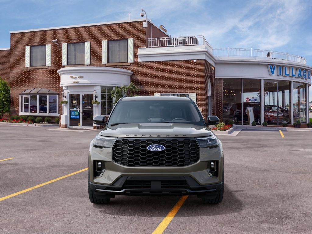New 2027 Ford Explorer ST-Line w/ Premium Package AWD/4WD image 3