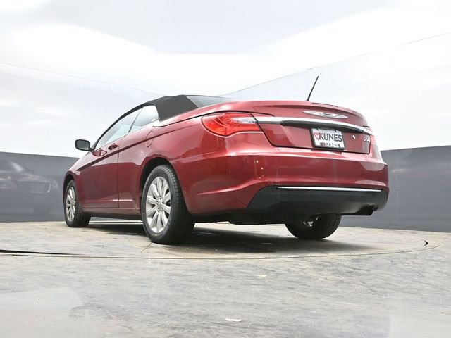 Used 2013 Chrysler 200 Touring image 25