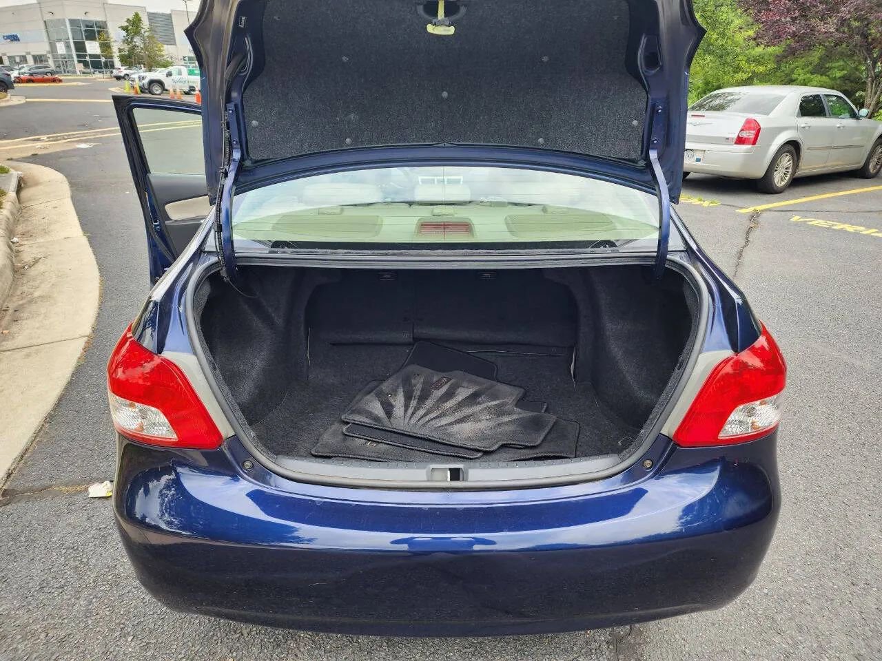 Used 2007 Toyota Yaris S image 29