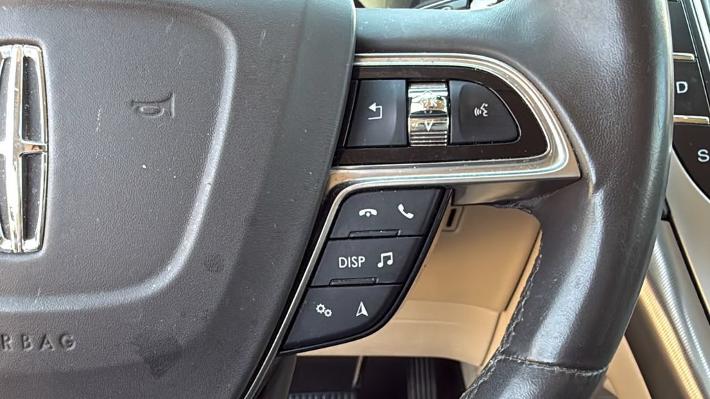 Used 2019 Lincoln Nautilus Select w/ Cargo Utility Package FWD image 10