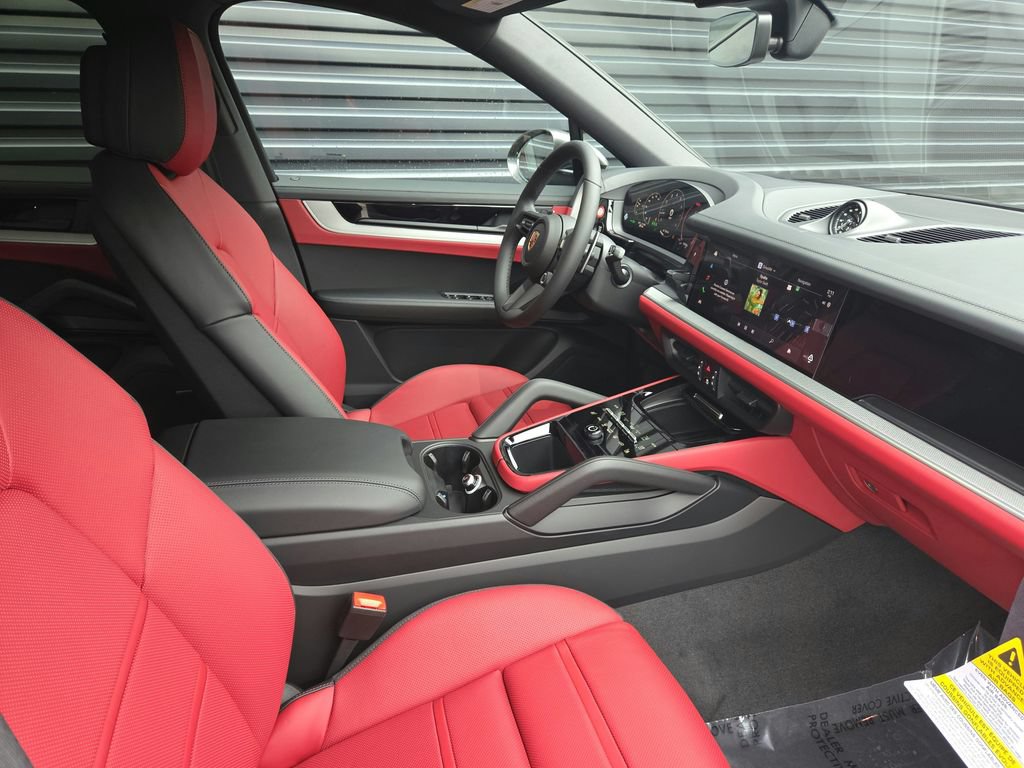 Certified 2026 Porsche Cayenne Coupe AWD/4WD image 18