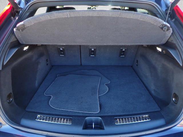 Used 2023 Cadillac XT4 Premium Luxury image 8