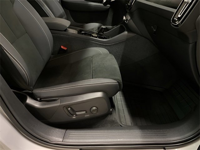 Used 2023 Volvo XC40 Recharge Ultimate w/ Protection Package Premier image 69