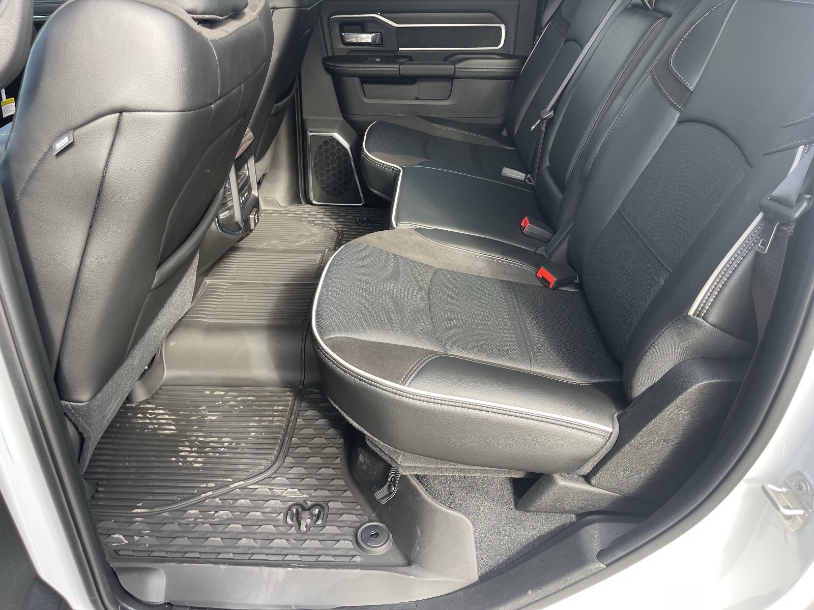 New 2026 RAM 2500 Laramie w/ Night Edition AWD/4WD image 16