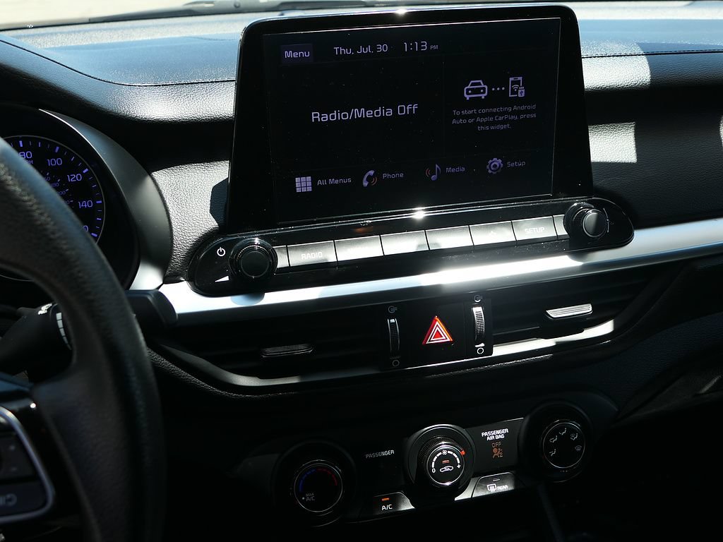 Used 2023 Kia Forte LXS w/ LXS Technology Package FWD image 18