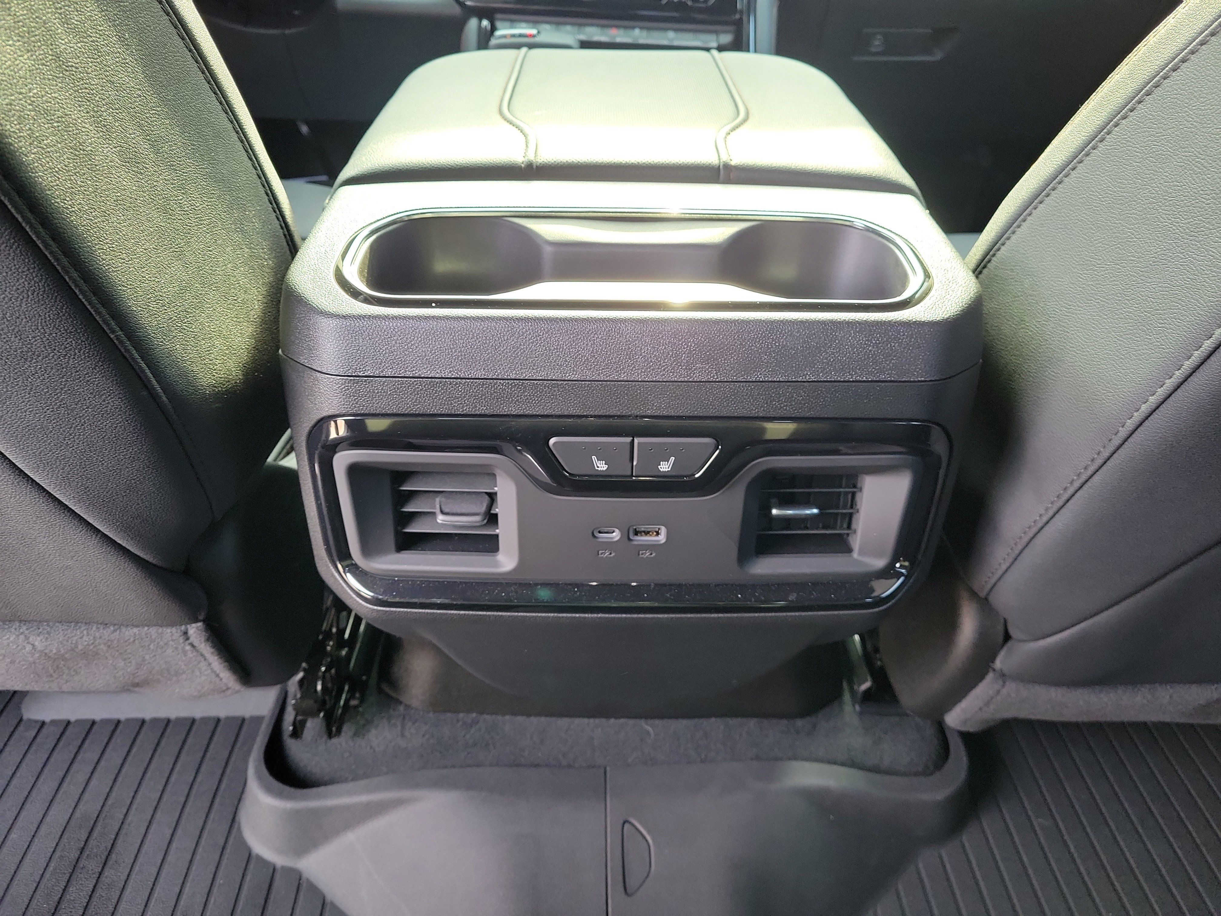 Used 2026 GMC Sierra 1500 AT4 w/ AT4 Premium Package image 12