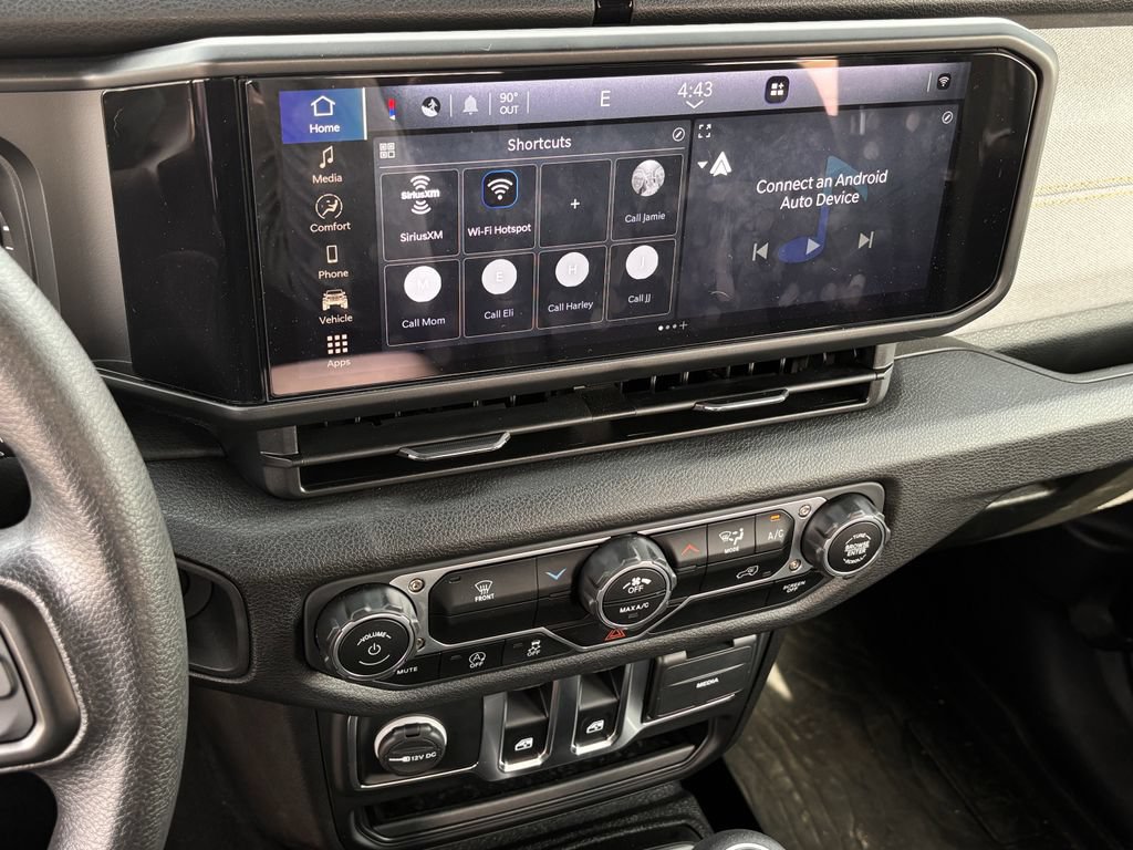 Used 2025 Jeep Wrangler Sport AWD/4WD image 13