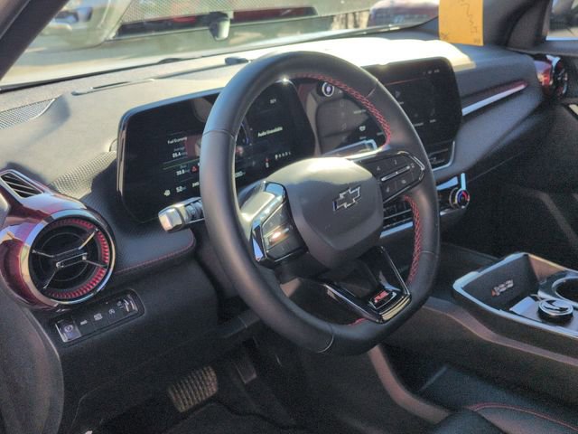 Used 2025 Chevrolet Equinox RS w/ Convenience Package III image 12