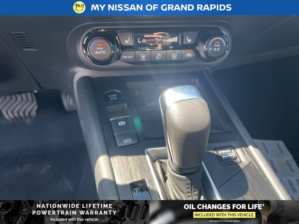 New 2026 Nissan Kicks SV w/ Cold Weather Package AWD/4WD image 19