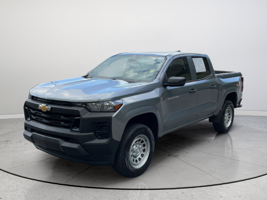 Used 2023 Chevrolet Colorado W/T RWD image 4