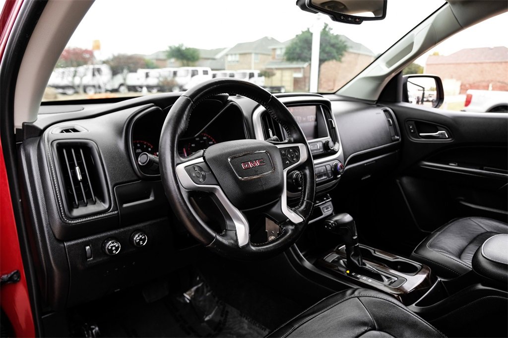 Used 2016 GMC Canyon SLT image 2