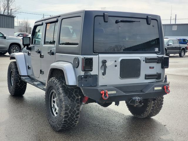 Used 2015 Jeep Wrangler Unlimited Sahara w/ Dual Top Group image 4