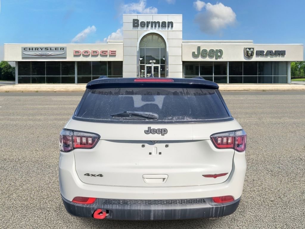 Used 2022 Jeep Compass Trailhawk image 5