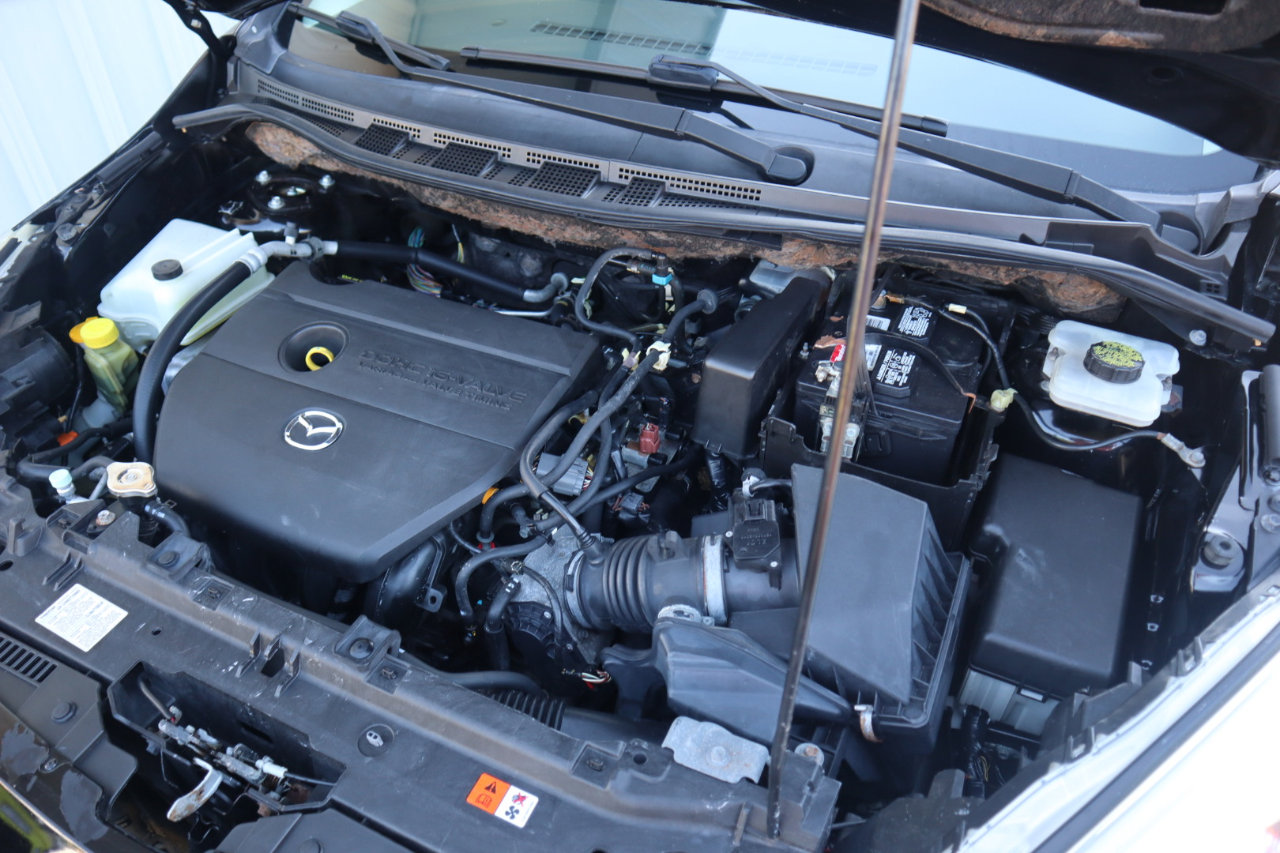 Used 2012 MAZDA MAZDA5 Grand Touring image 25