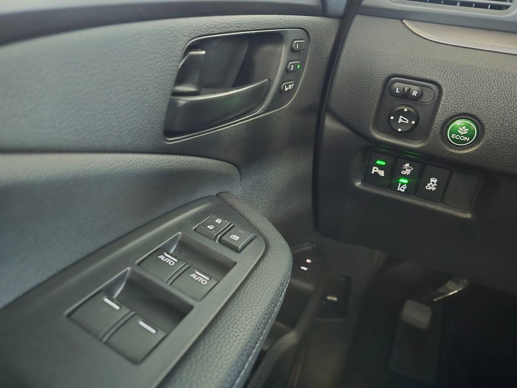 Used 2025 Honda Passport EX-L image 33