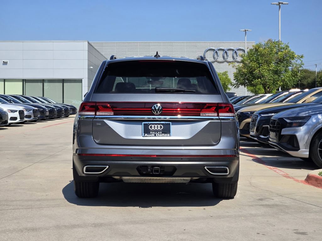 Used 2024 Volkswagen Atlas SE image 7