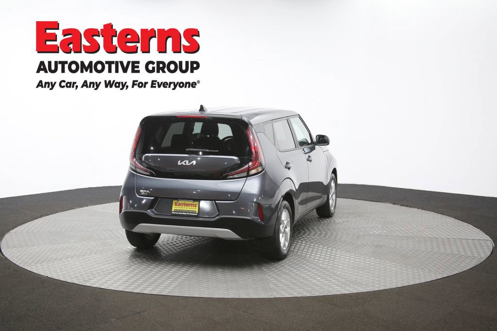 Used 2023 Kia Soul LX w/ LX Technology Package image 39