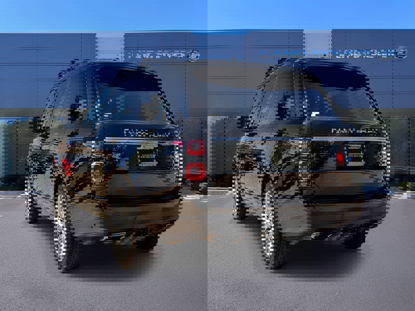 Used 2021 Land Rover Range Rover Westminster Edition image 6