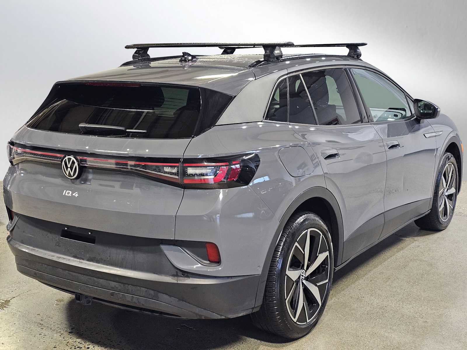 Used 2023 Volkswagen ID.4 Pro S image 7