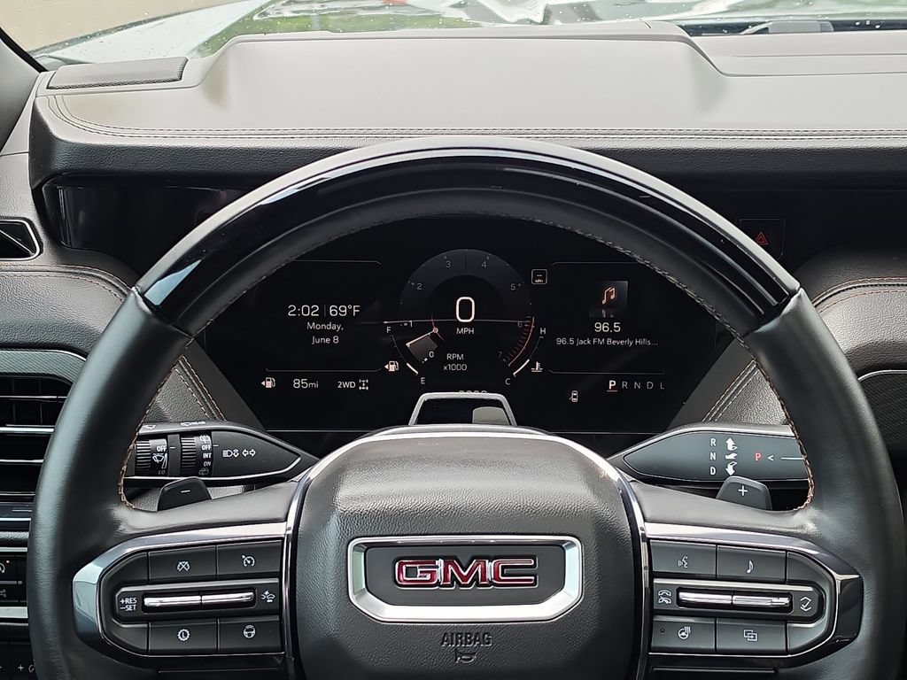 Certified 2025 GMC Yukon AT4 w/ AT4 Premium Plus Package AWD/4WD image 12