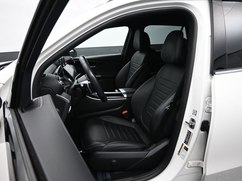 Used 2023 Mercedes-Benz GLC 300 image 19