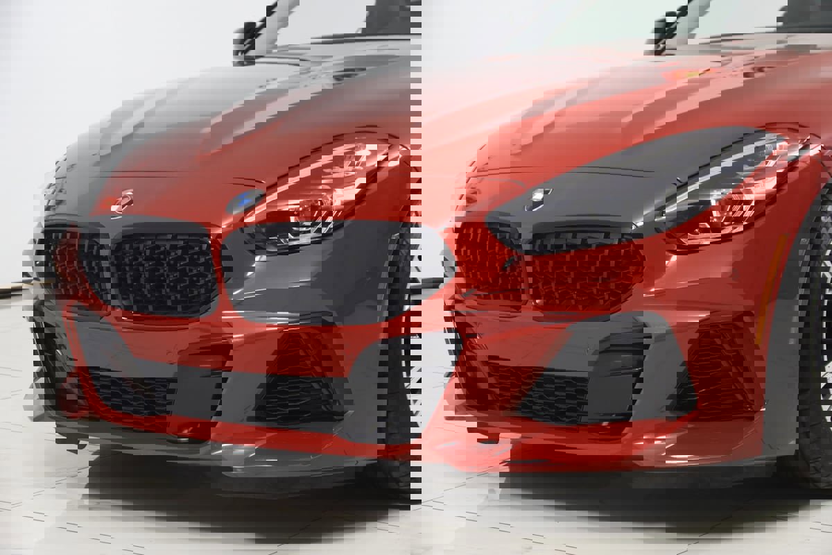 Used 2022 BMW Z4 M40i w/ Premium Package image 74