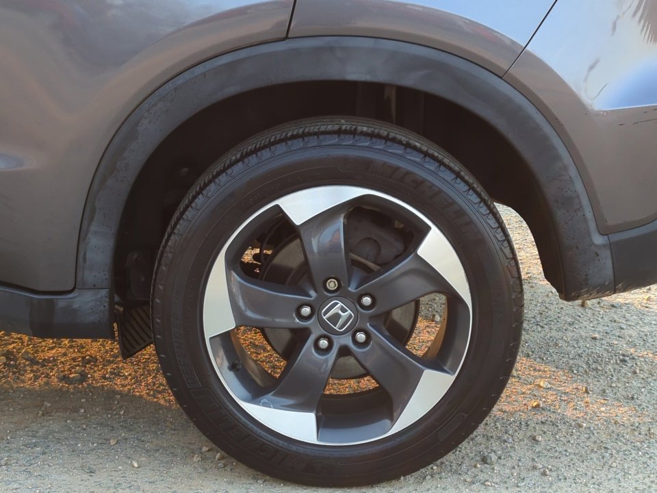 Used 2018 Honda HR-V EX image 33