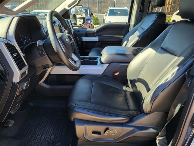 Used 2019 Ford F250 Lariat w/ Chrome Package image 19