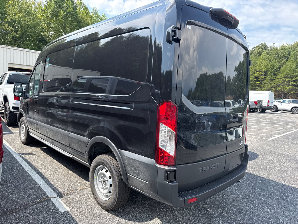 New 2027 Ford Transit 250 148 Medium Roof RWD image 11