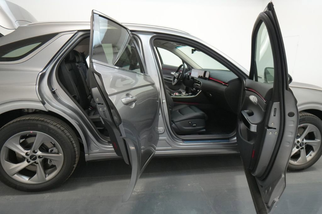 New 2026 Genesis GV70 2.5T image 39
