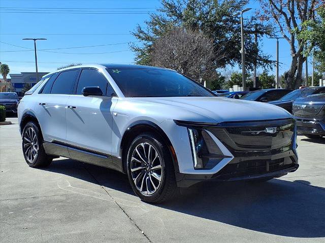 New 2026 Cadillac Lyriq Sport AWD/4WD image 5