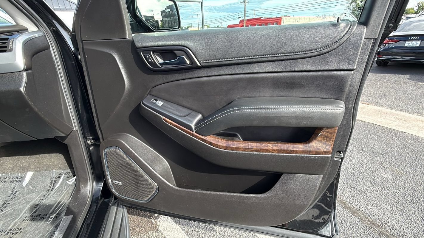 Used 2018 Chevrolet Tahoe LT AWD/4WD image 19