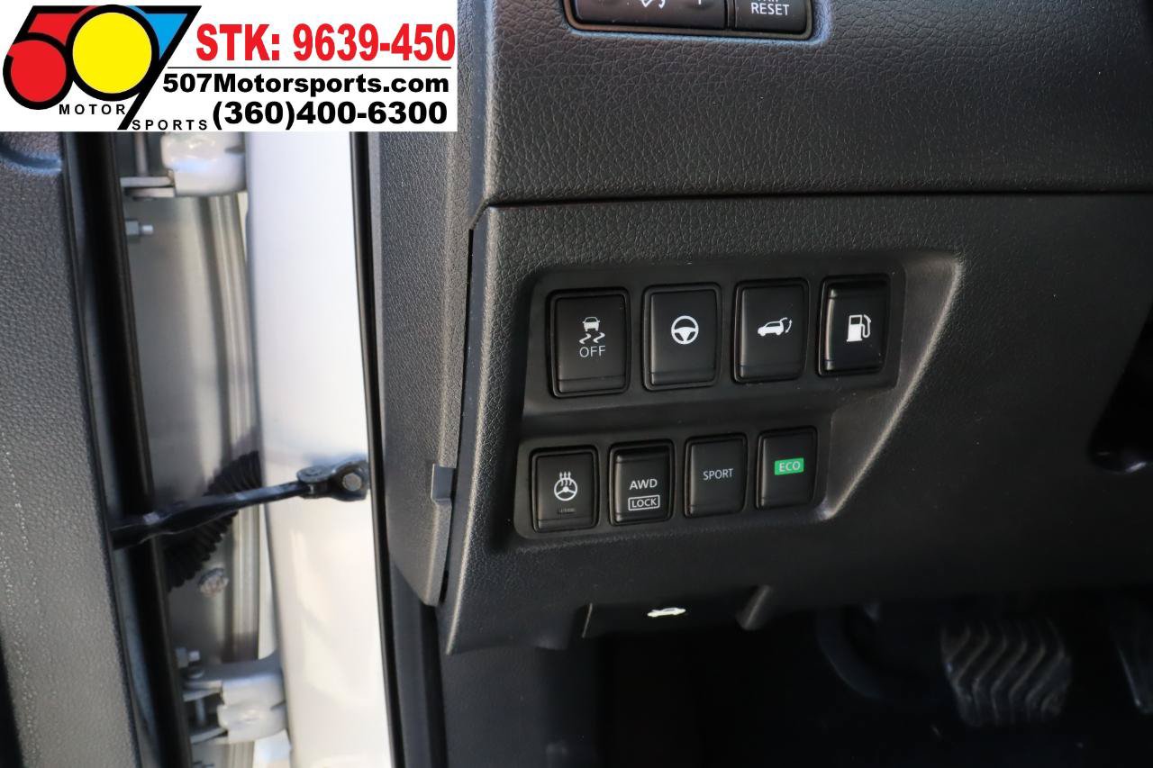 Used 2019 Nissan Rogue SL AWD/4WD image 13