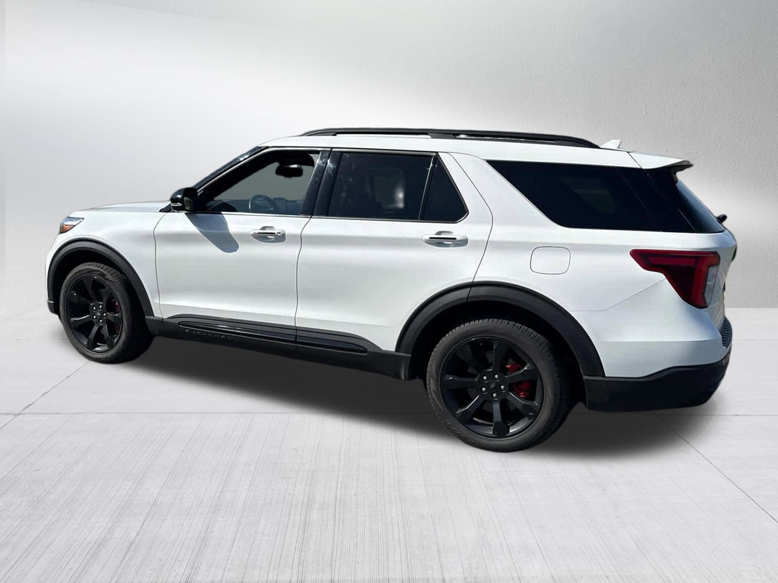 Used 2023 Ford Explorer ST w/ Equipment Group 401A AWD/4WD image 7